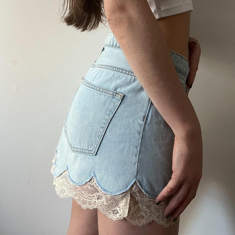 lace trim mini skirt