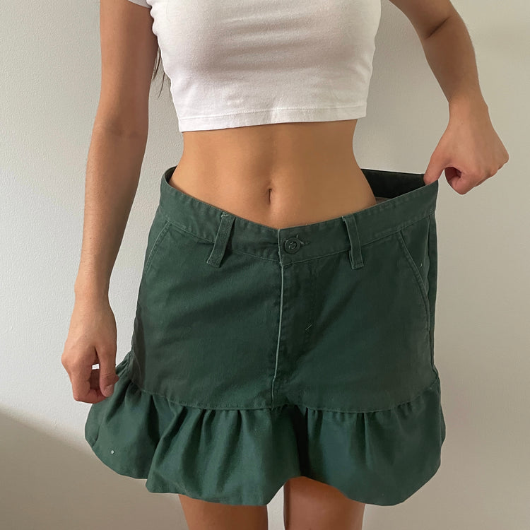 green ruffled mini skirt - LARGE
